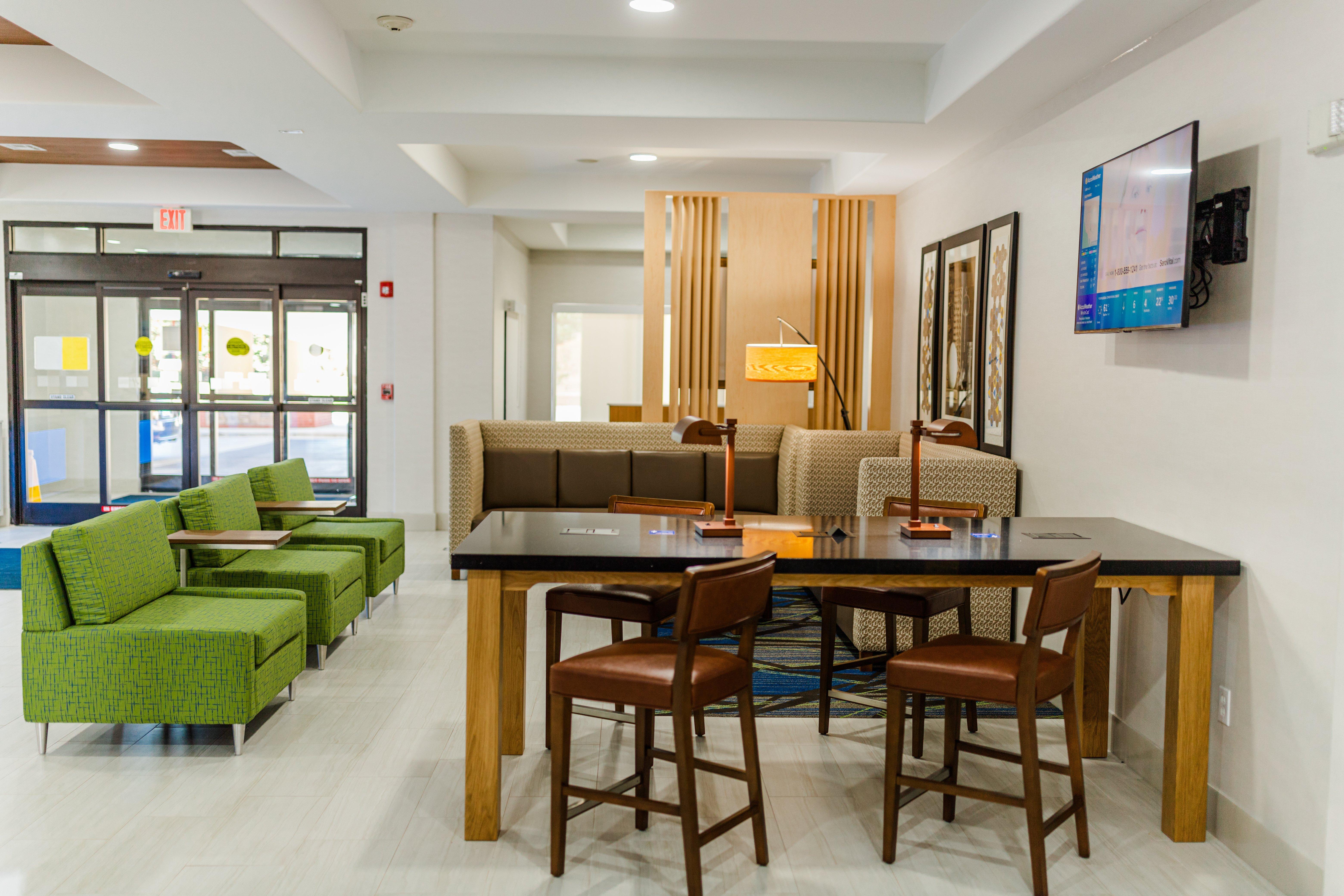 Holiday Inn Express Hotel&Suites Greenville, an IHG Hotel Buitenkant foto